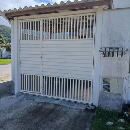 Casa em Caraguatatuba Praia Massaguaçu/Cocanha Bagian luar foto